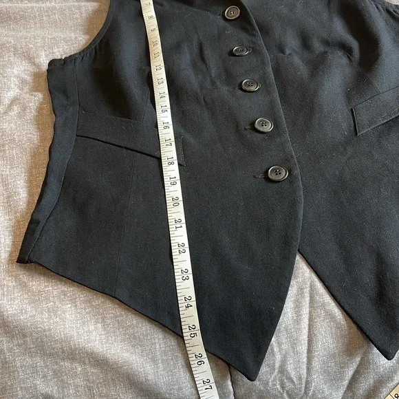 Express Women's Classic Black Button-Up Vest, size large - Picture 9 of 9